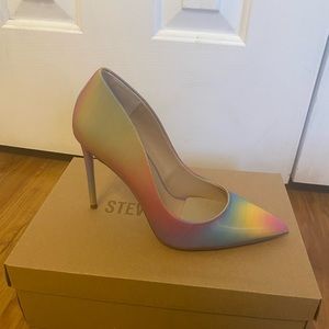 Rainbow MU Steve Madden heel